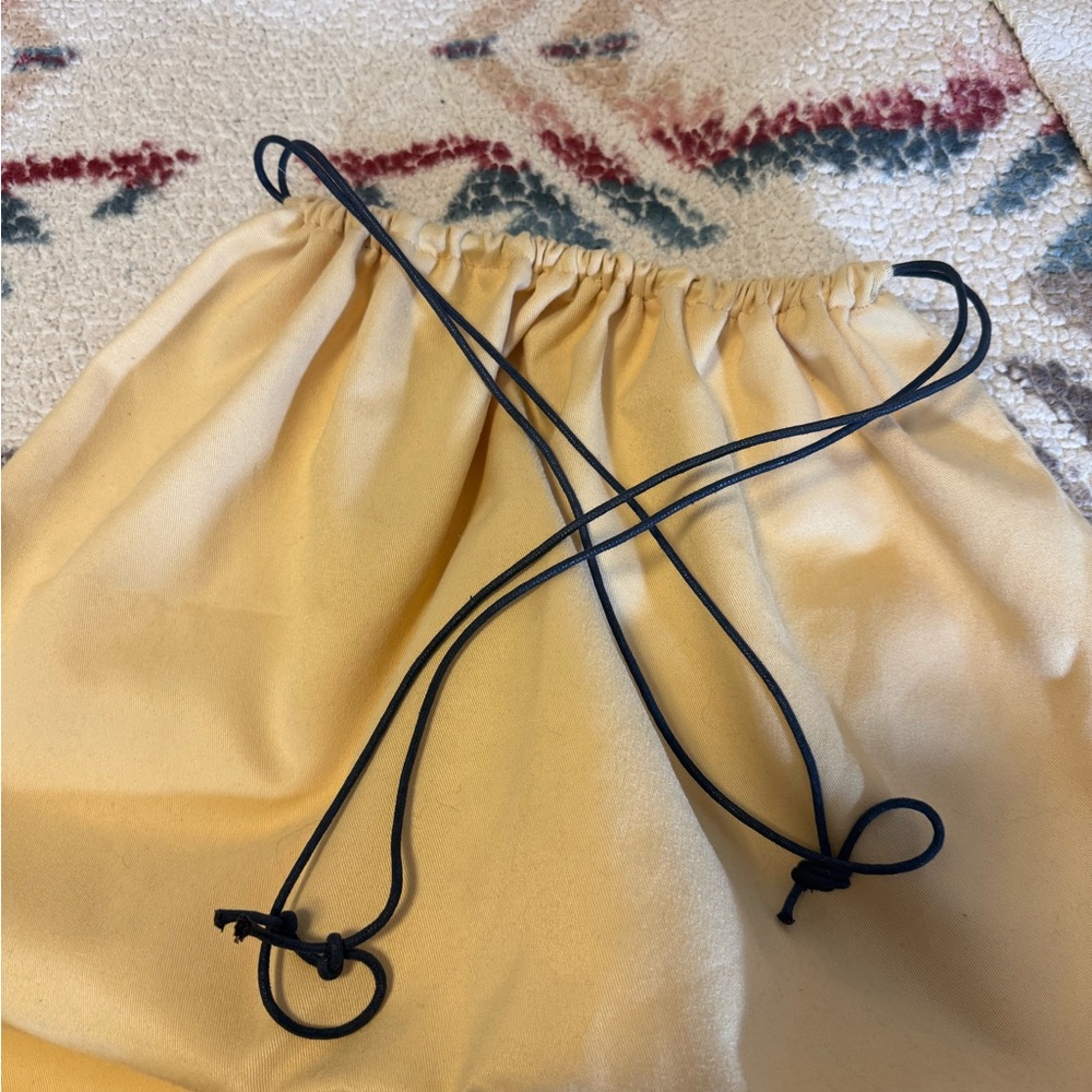 XTRA Large Louis Vuitton Cream Logo Dust Bag - Picture 4 of 5